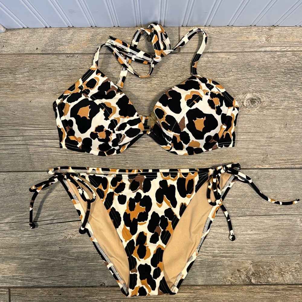 Victoria’s Secret leopard bikini